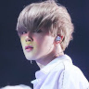 Meet your Posher, •chxrrybun•